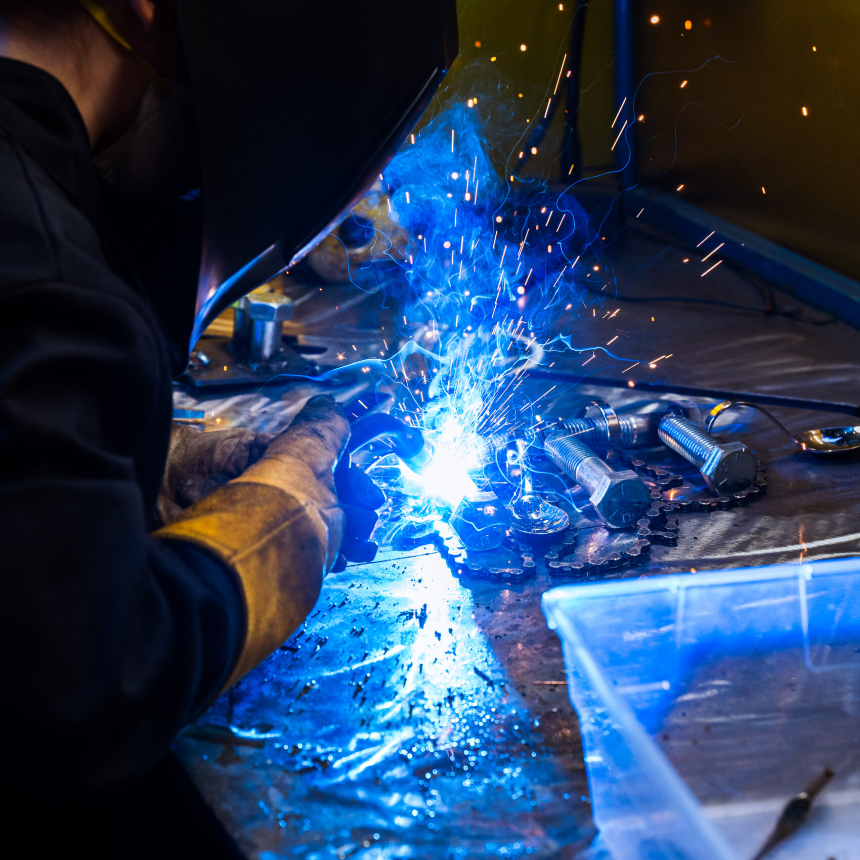 Youth welding in the Metal Studio